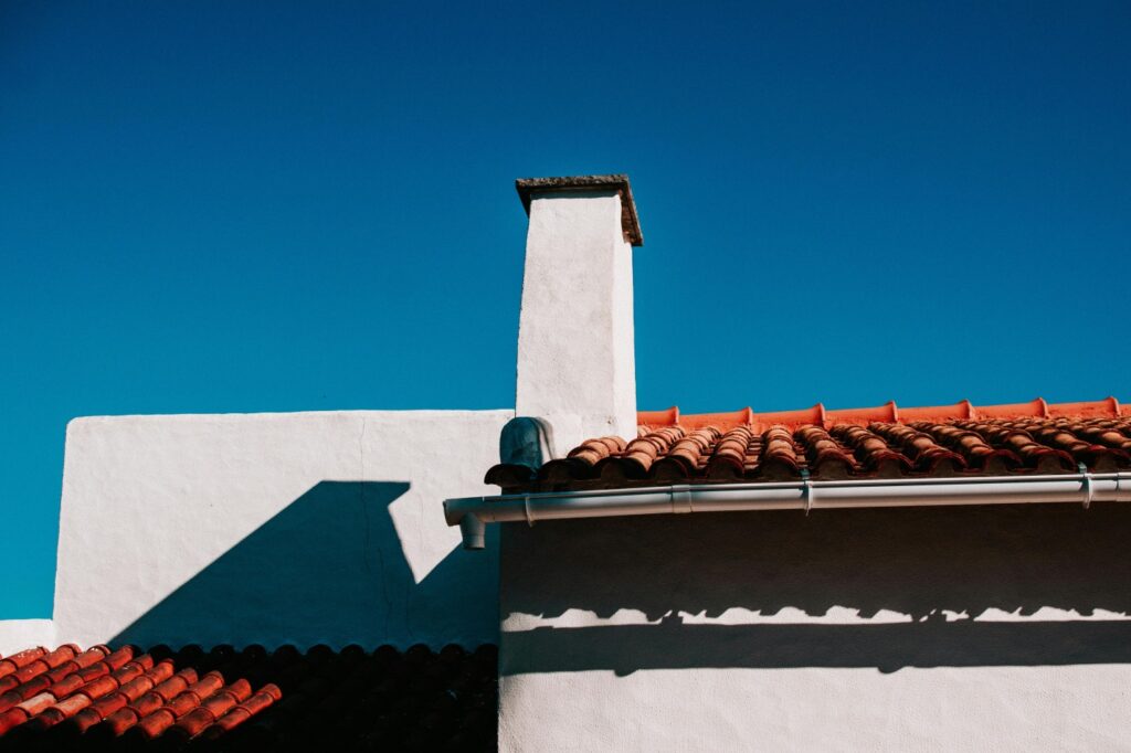 roof with red tiles 