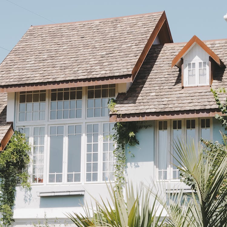 Red shingles