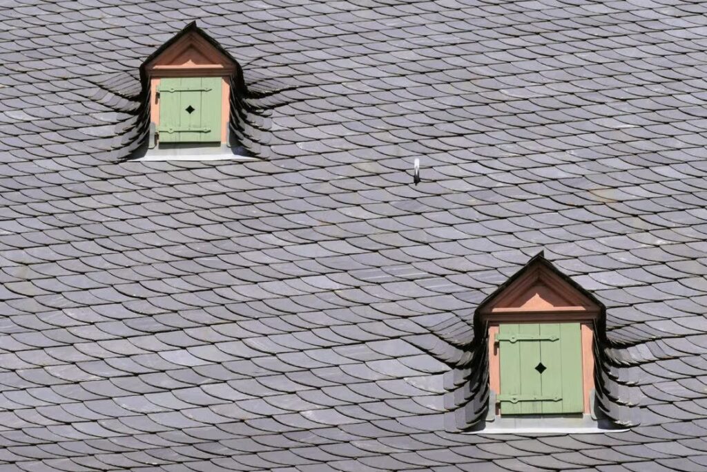 Modern asphalt shingle roof on a Newport News home