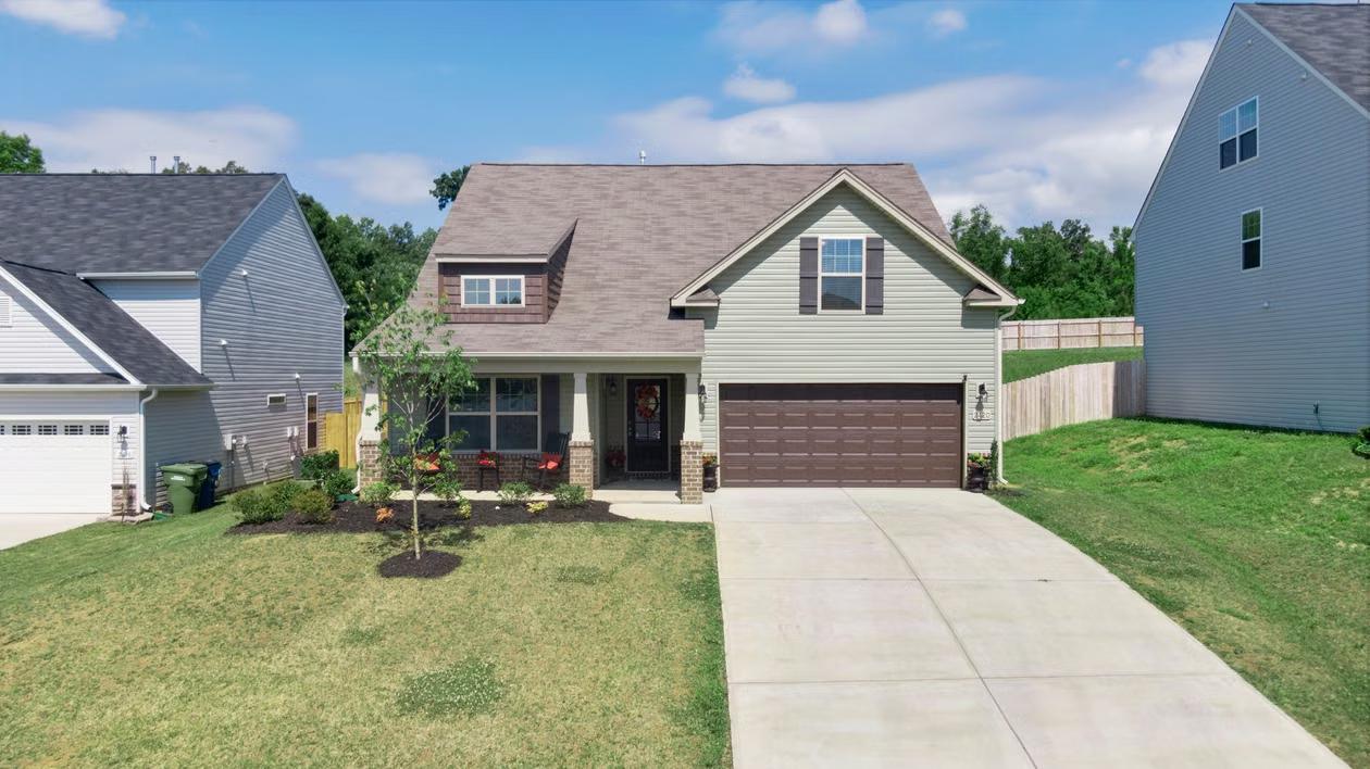An image of a brown house 